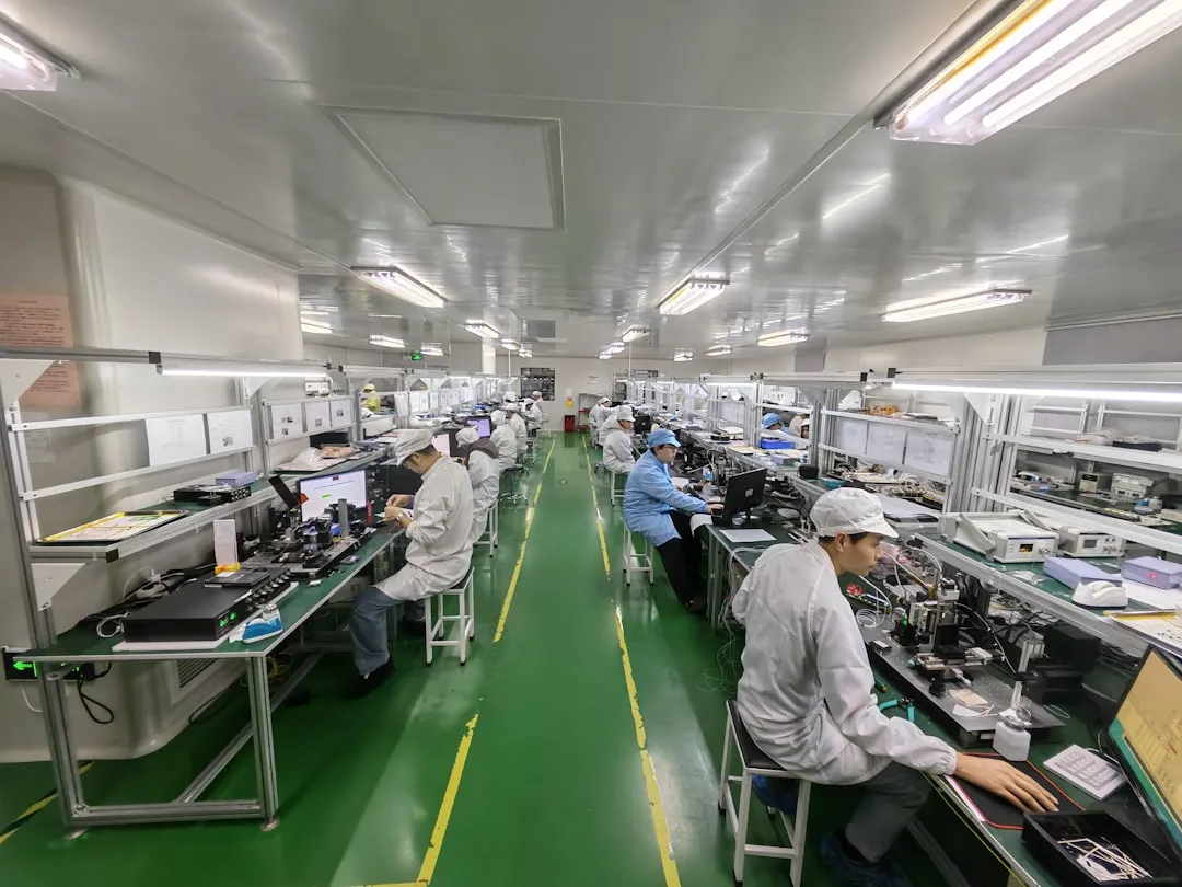 商铺与家庭监控方案对比：硬盘录像机与NVR的选择要点
